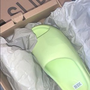 Yeezy Slide Glow Green (2022) Restock